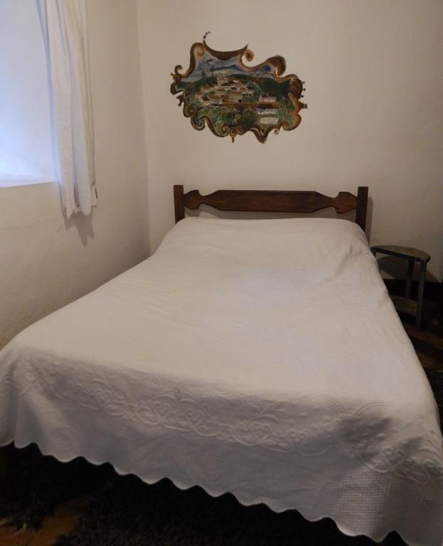 Pouso Das Glicinias - B&B Ouro Preto  Bagian luar foto